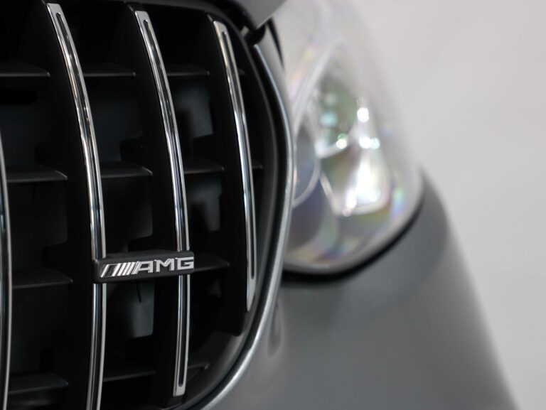 2018 (18) Mercedes Benz GLC 63 S AMG 4.0 V8 Bi-Turbo Auto - Image 18