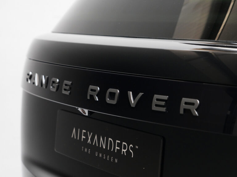 2022 (22) Range Rover Autobiography D300 3.0 Auto - Image 1