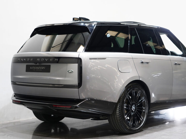 2022 (22) Range Rover HSE D350 3.0 Auto - Image 1